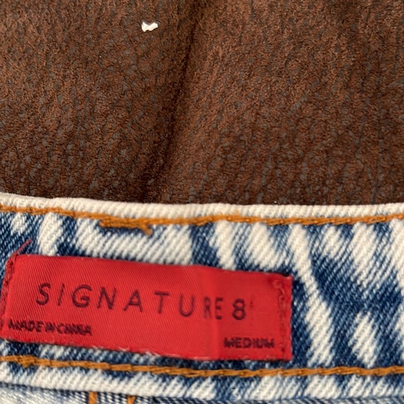 SIGNATURE. Size 8 color blue and white jeans - Picture 5 of 7